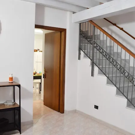 Apartment House With 2 Bedrooms In Cagliari, With Balcony And Wifi - 2 Km From T *